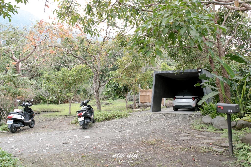 台東沒有地址的咖啡廳｜鯨魚來過，穿越小溪才能抵達小精靈秘境咖啡廳