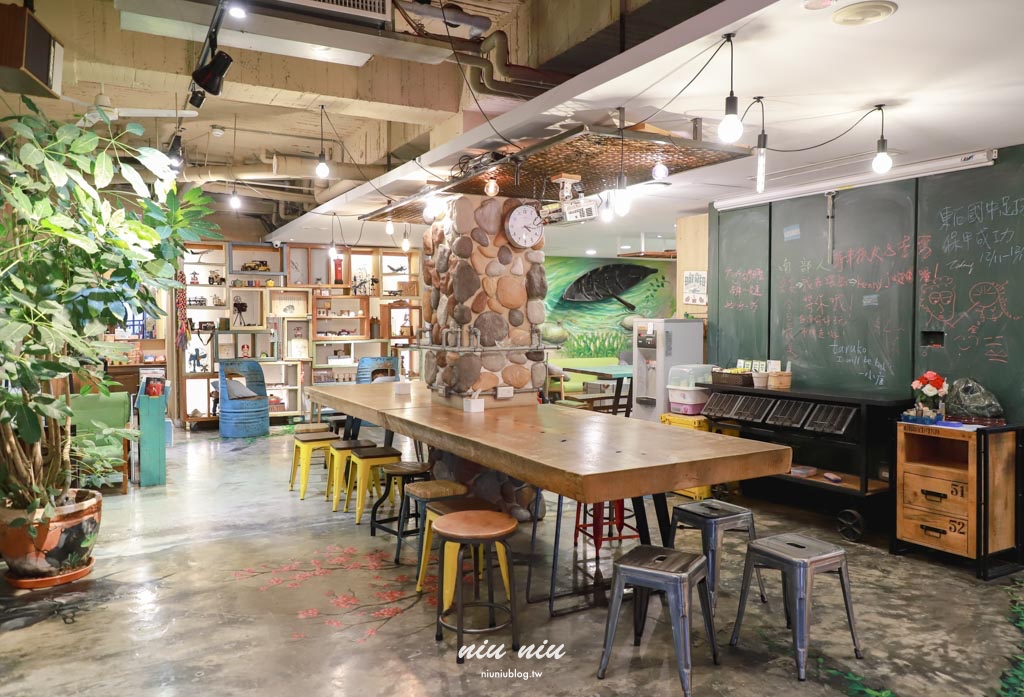 花蓮住宿推薦｜洄瀾窩青年旅舍評價，花蓮火車站正對面，背包客・情侶・家庭都適合