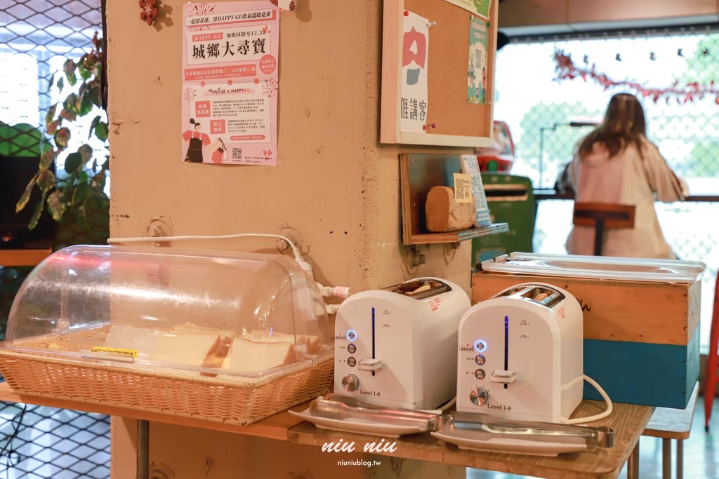 花蓮住宿推薦｜洄瀾窩青年旅舍評價，花蓮火車站正對面，背包客・情侶・家庭都適合