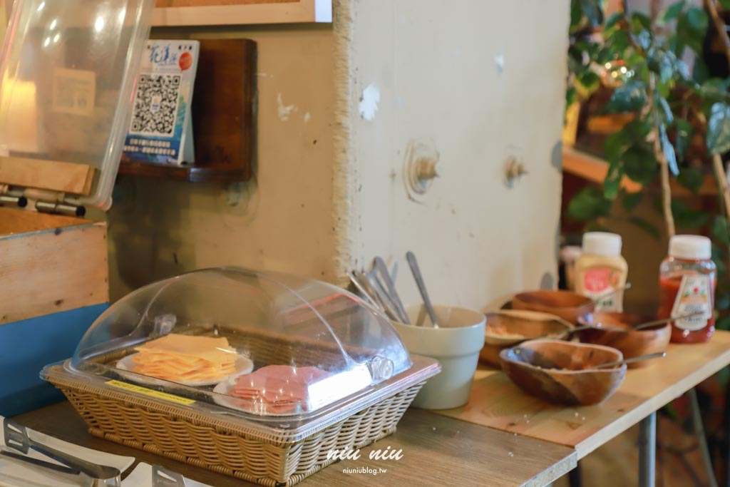 花蓮住宿推薦｜洄瀾窩青年旅舍評價，花蓮火車站正對面，背包客・情侶・家庭都適合