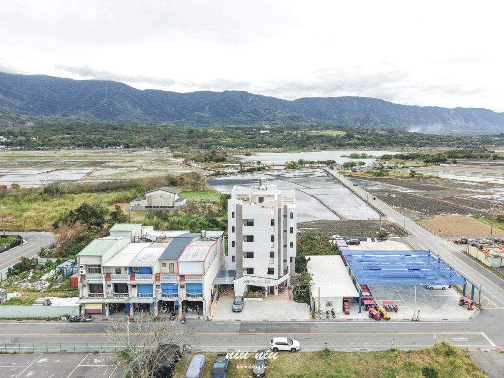 台東池上住宿｜吟雲慢旅：離池上火車站6分鐘，坐擁360度高樓景觀與小農早餐盛宴，二訪依舊著迷的池上民宿首選！