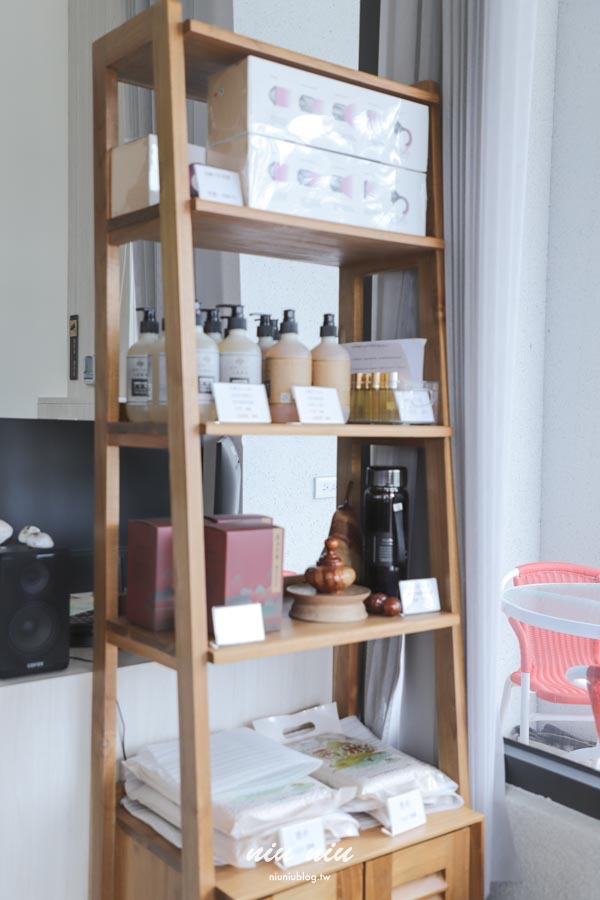 台東池上住宿｜吟雲慢旅：離池上火車站6分鐘，坐擁360度高樓景觀與小農早餐盛宴，二訪依舊著迷的池上民宿首選！