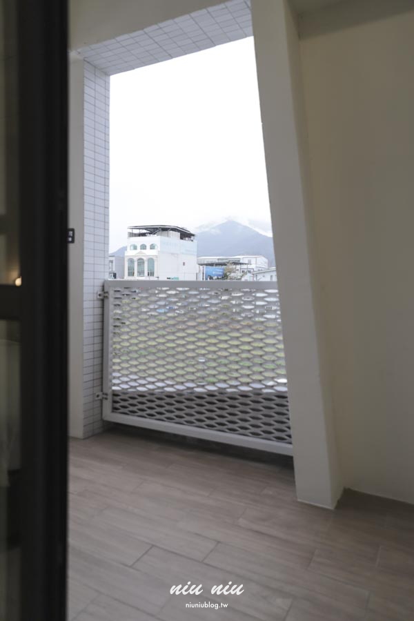 台東池上住宿｜吟雲慢旅：離池上火車站6分鐘，坐擁360度高樓景觀與小農早餐盛宴，二訪依舊著迷的池上民宿首選！