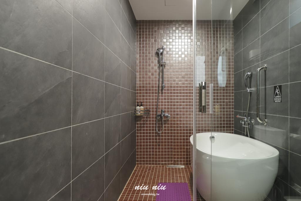 台東池上住宿｜吟雲慢旅：離池上火車站6分鐘，坐擁360度高樓景觀與小農早餐盛宴，二訪依舊著迷的池上民宿首選！