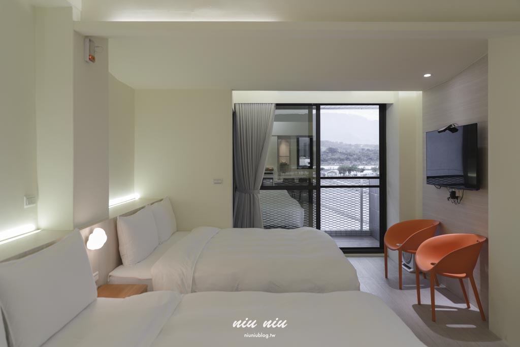 台東池上住宿｜吟雲慢旅：離池上火車站6分鐘，坐擁360度高樓景觀與小農早餐盛宴，二訪依舊著迷的池上民宿首選！