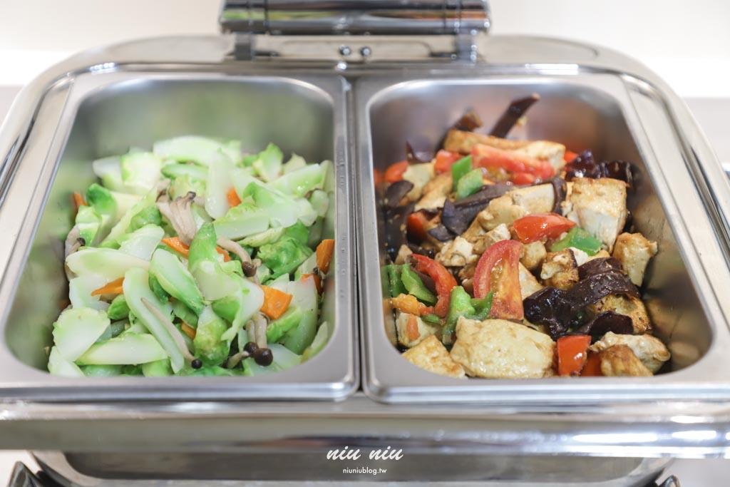 台東池上住宿｜吟雲慢旅：離池上火車站6分鐘，坐擁360度高樓景觀與小農早餐盛宴，二訪依舊著迷的池上民宿首選！