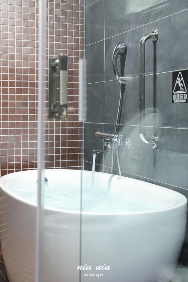 台東池上住宿｜吟雲慢旅：離池上火車站6分鐘，坐擁360度高樓景觀與小農早餐盛宴，二訪依舊著迷的池上民宿首選！