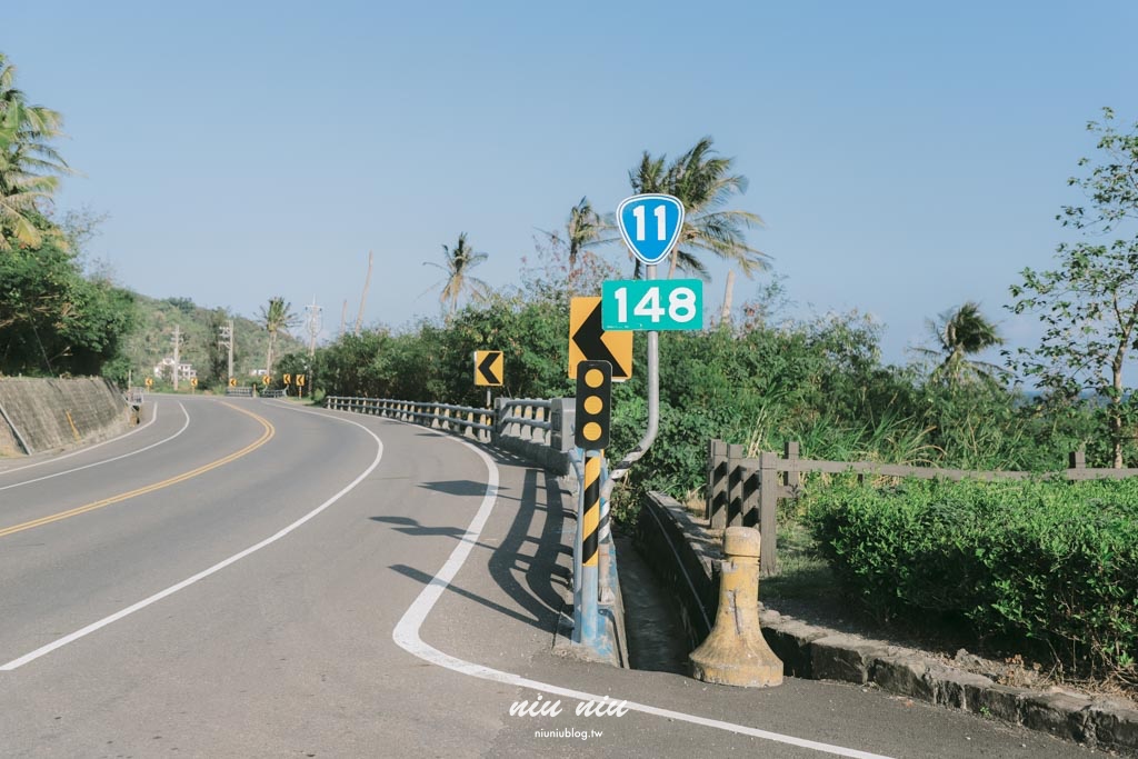 台東海線新秘境｜Kuroro Aqua浪潛水海洋園區(渚橋)， 藍色海洋主題的美式咖啡廳，看海喝咖啡還能玩水的療癒基地