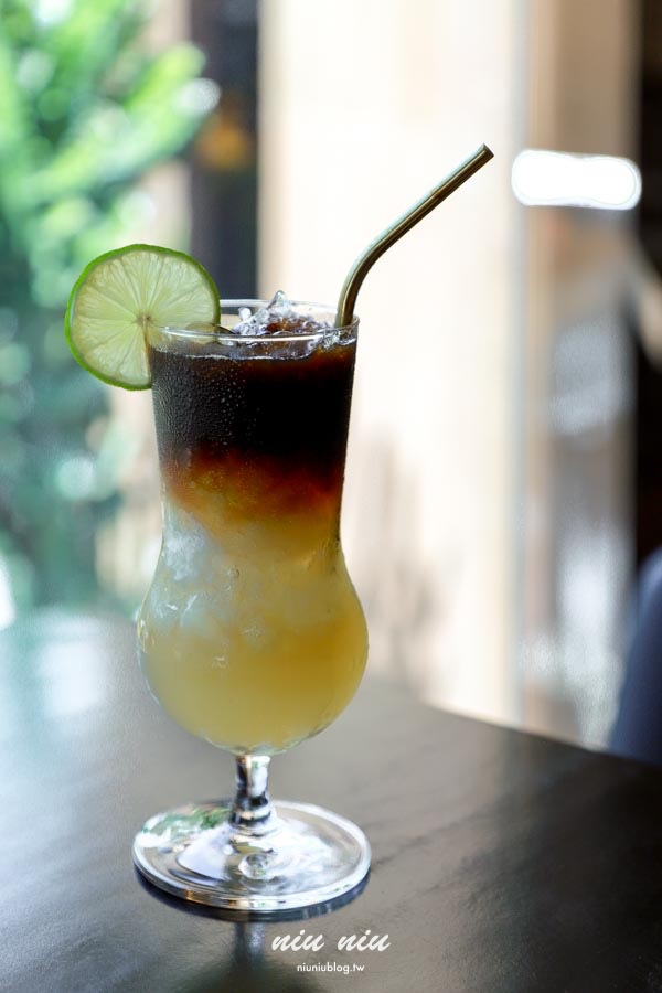 恆春新開幕冰店｜MIU MIU日式刨冰超浮誇！巷弄隱藏版網美冰店，現場還有可愛貓咪可以互動