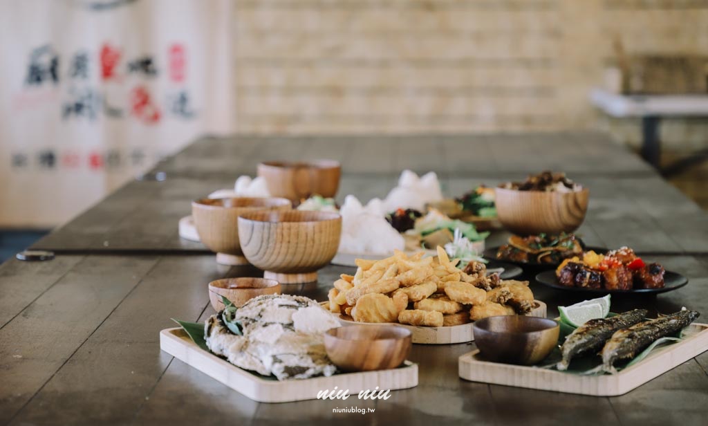 台東長濱美食｜三個男人聯手在地部落媽媽！100元早餐吃到飽、大碗公滷肉飯，金剛大道旁的部落家常味