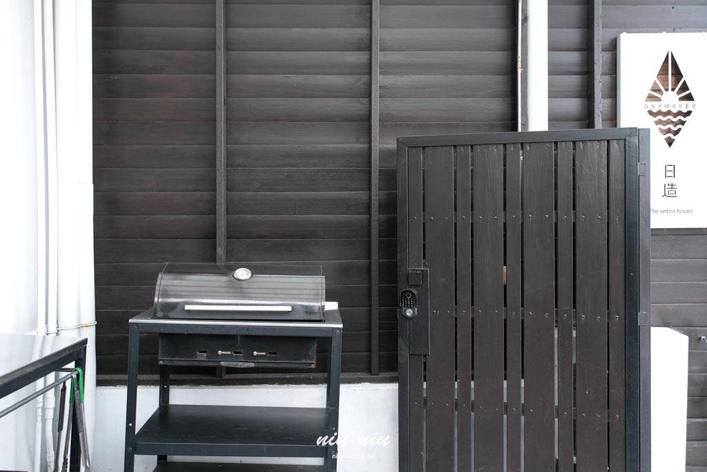 墾丁包棟民宿推薦｜日造．DAYMAKER北歐Villa，室內泳池、KTV、廚房、烤肉一次滿足的高質感住宿首選