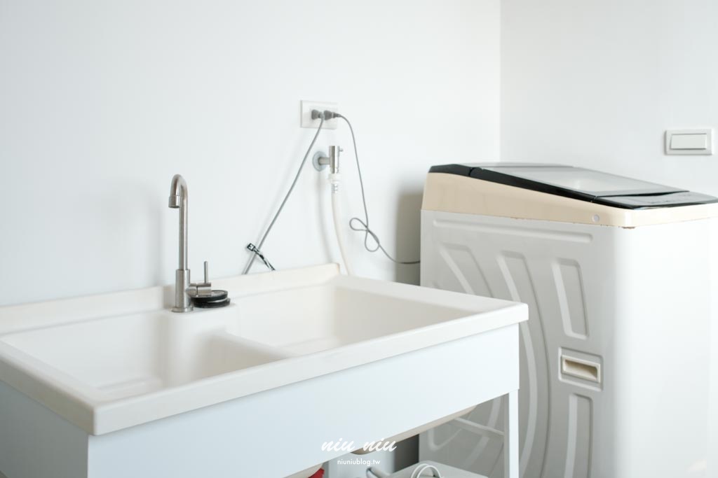 墾丁包棟民宿推薦｜日造．DAYMAKER北歐Villa，室內泳池、KTV、廚房、烤肉一次滿足的高質感住宿首選