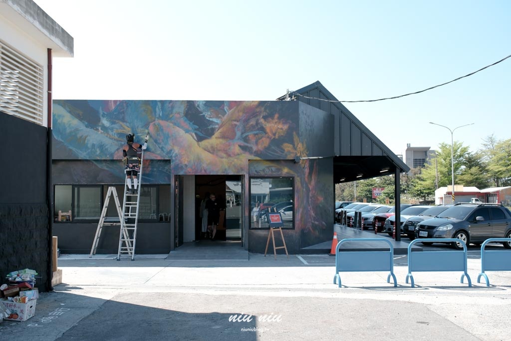 枋山海景咖啡廳爆紅！山男咖啡枋山店試營運就客滿，坐下來眼前就是海