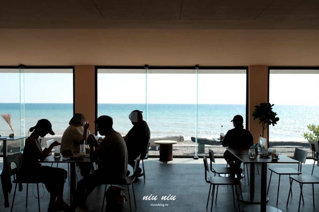 枋山海景咖啡廳爆紅！山男咖啡枋山店試營運就客滿，坐下來眼前就是海