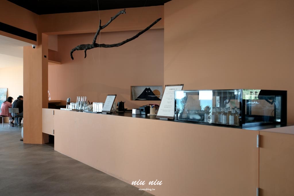 枋山海景咖啡廳爆紅！山男咖啡枋山店試營運就客滿，坐下來眼前就是海