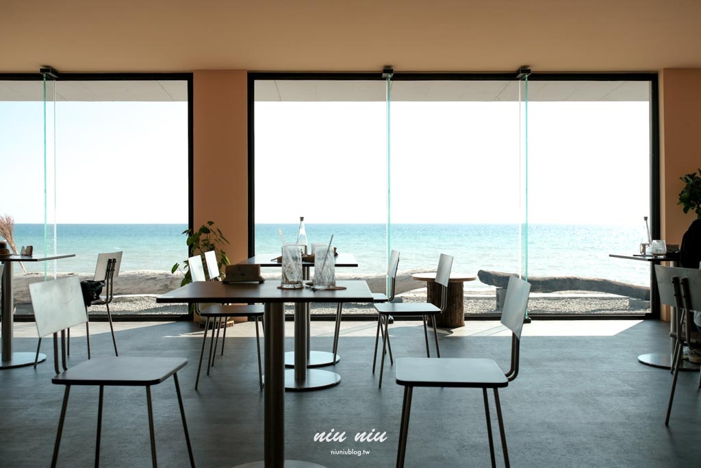 枋山海景咖啡廳爆紅！山男咖啡枋山店試營運就客滿，坐下來眼前就是海