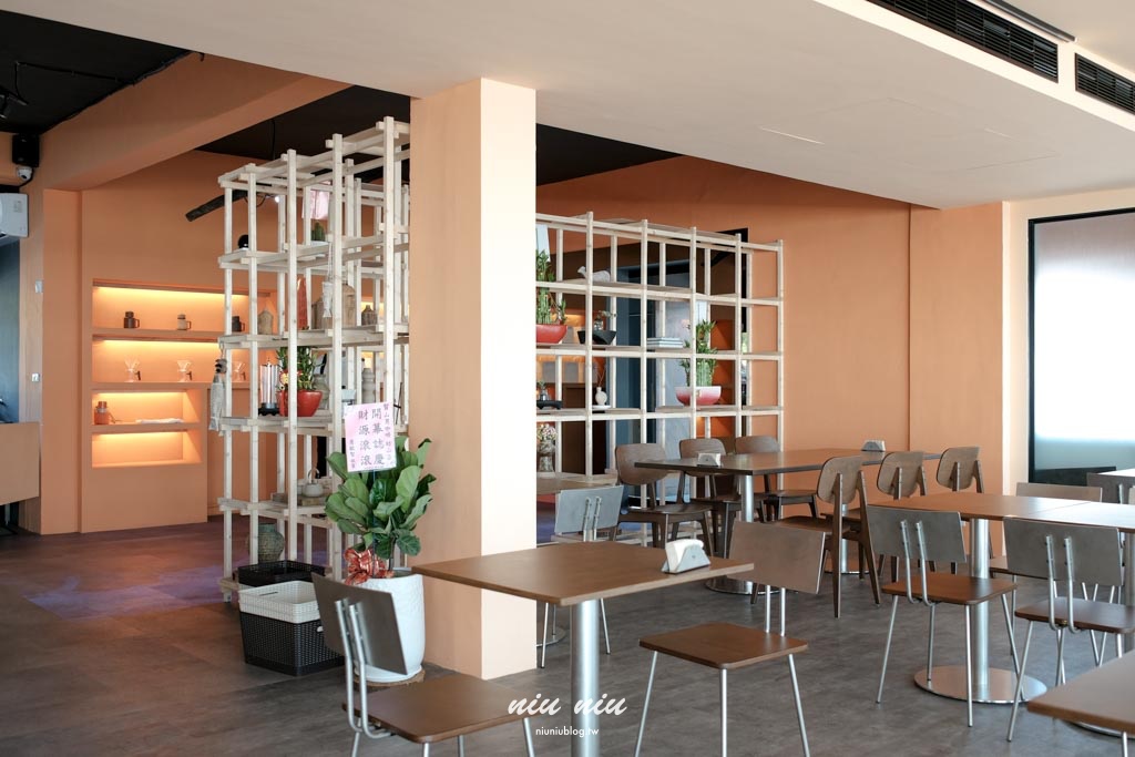 枋山海景咖啡廳爆紅！山男咖啡枋山店試營運就客滿，坐下來眼前就是海