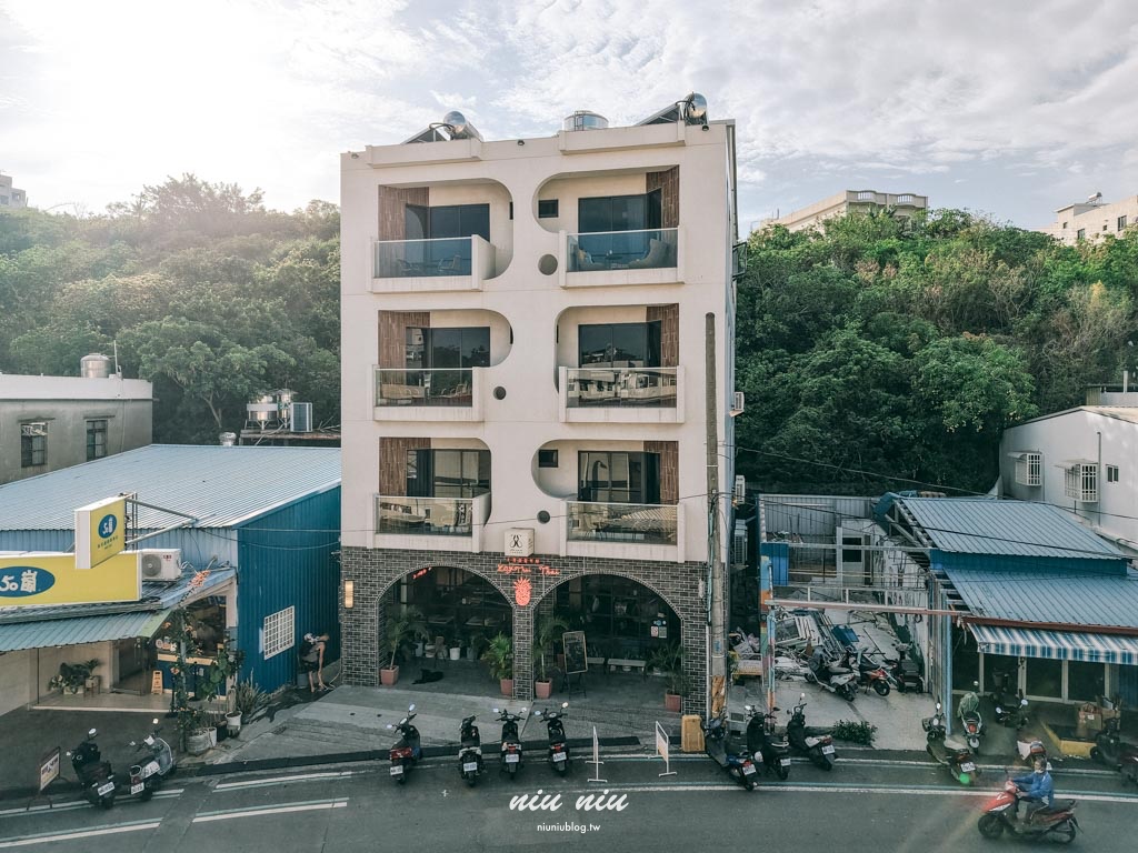 小琉球住宿套裝推薦｜柔意琉居民宿包船票機車！市中心露台房＋小琉球必吃美食一次滿足