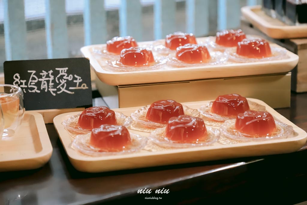 日日南島台東縱谷線遊程｜四條必玩舌尖慢食路線：日出禾作席烙飯糰、秋香坊一夜干、痴愛玉DIY、蓋亞那部落餐桌全攻略