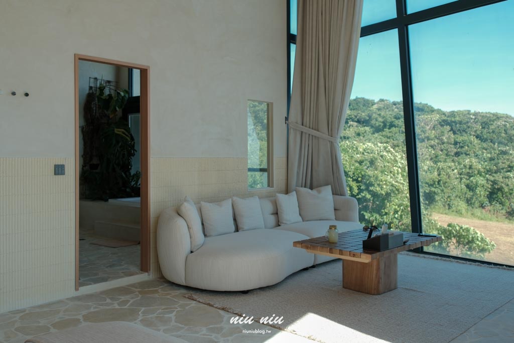 墾丁海景民宿推薦｜海丘Seahill二訪開箱！全新海景Villa房型、植栽浴缸，坐擁恆春埔頂大草原山海美景