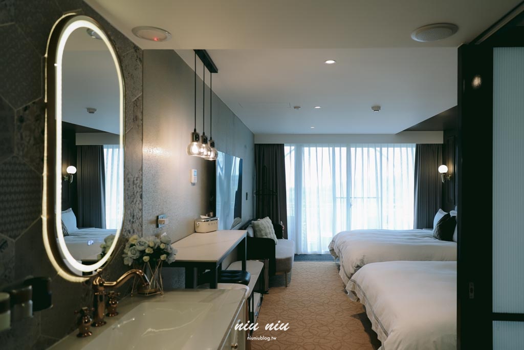 琉白覓旅觀海館Island X White Inn｜小琉球新開幕海景住宿開箱，船票機車套裝、微包棟、KTV電動麻將一次看