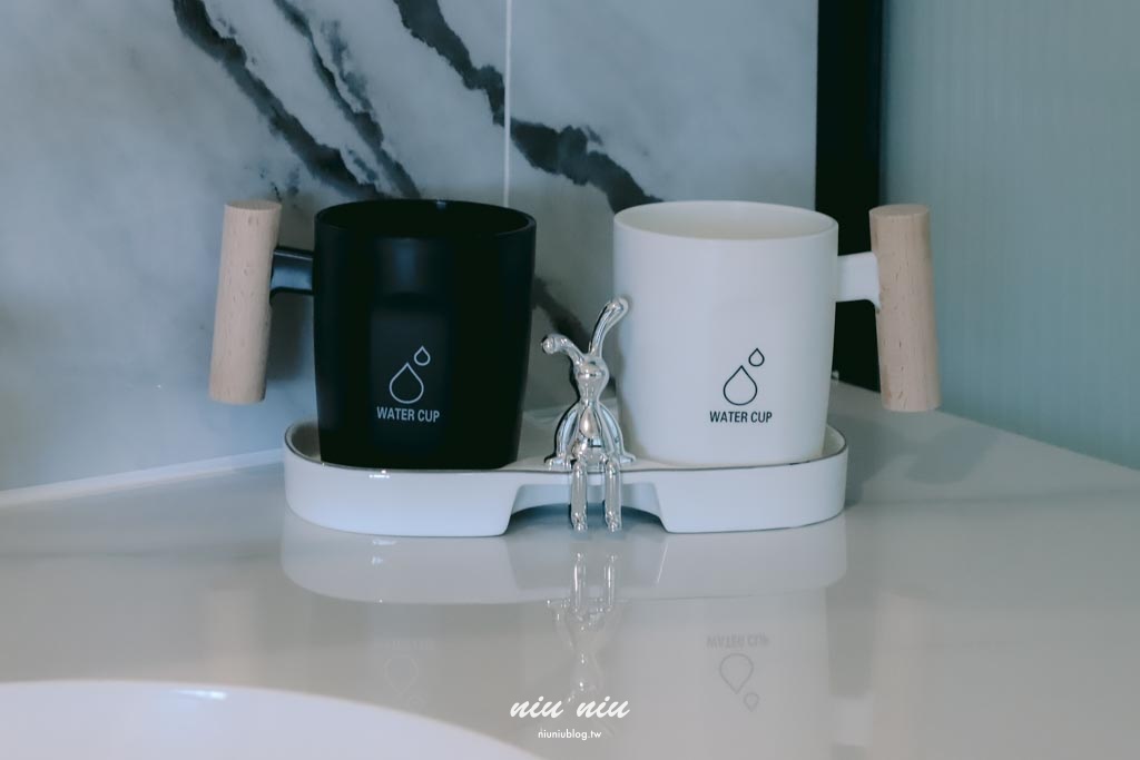 琉白覓旅觀海館Island X White Inn｜小琉球新開幕海景住宿開箱，船票機車套裝、微包棟、KTV電動麻將一次看