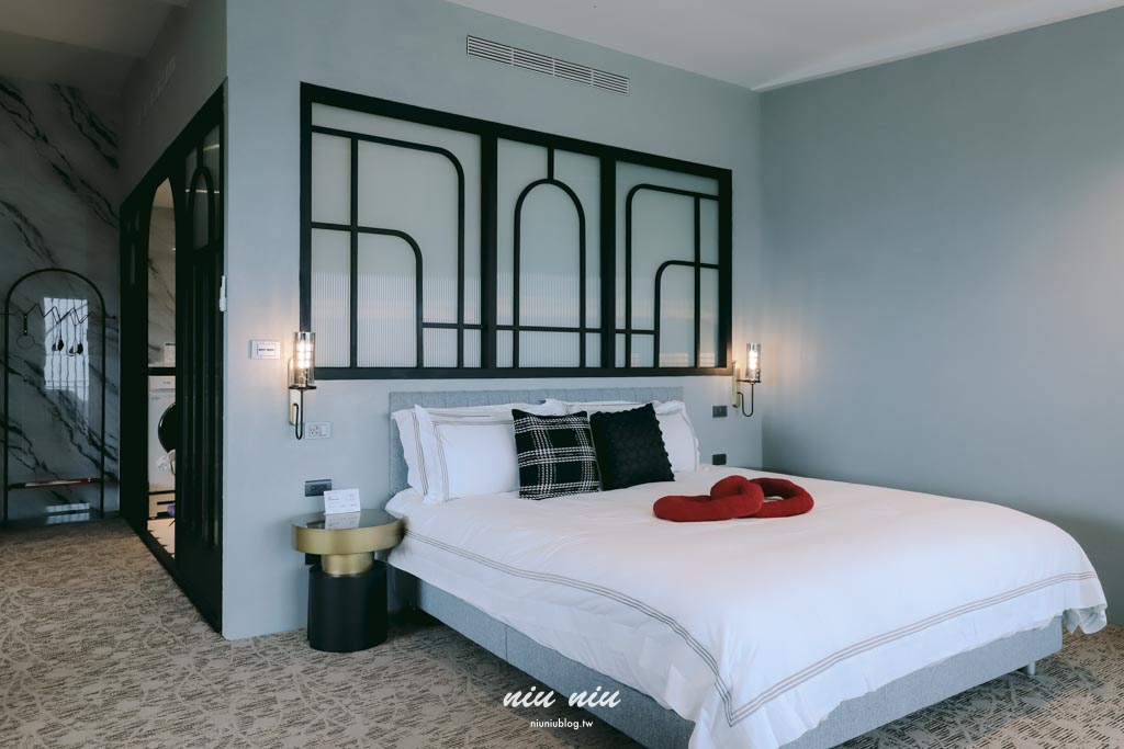 琉白覓旅觀海館Island X White Inn｜小琉球新開幕海景住宿開箱，船票機車套裝、微包棟、KTV電動麻將一次看